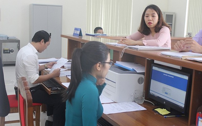 Phối hợp thu qua ngân hàng thương mại: Đi đúng xu hướng không dùng tiền mặt