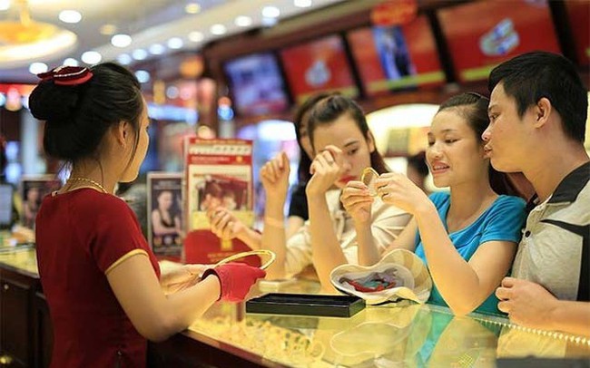 Cuối tuần giá vàng giảm mạnh, về quanh 36,5 triệu đồng/lượng Cuối tuần giá vàng giảm mạnh, về quanh 36,5 triệu đồng/lượng