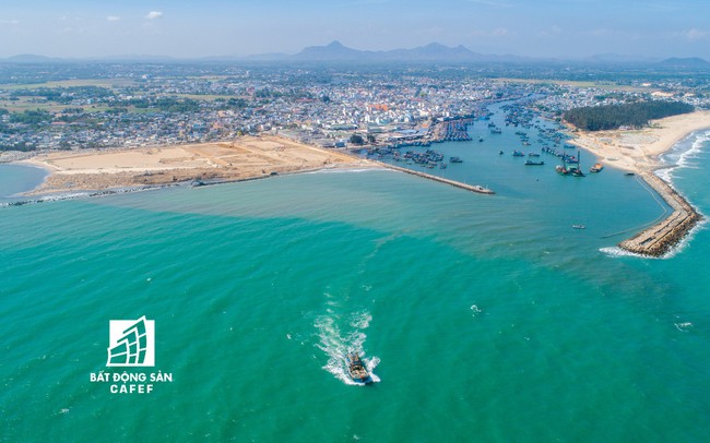 Không phải Đà Nẵng hay Nha Trang, dòng tiền ồ ạt đổ vào hàng loạt dự án nghỉ dưỡng tại khu vực mới nổi này Không phải Đà Nẵng hay Nha Trang, dòng tiền ồ ạt đổ vào hàng loạt dự án nghỉ dưỡng tại khu vực mới nổi này