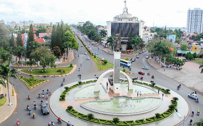 Buôn Ma Thuột và cơ hội "thay da đổi thịt" trở thành thành phố trung tâm Tây Nguyên Buôn Ma Thuột và cơ hội "thay da đổi thịt" trở thành thành phố trung tâm Tây Nguyên
