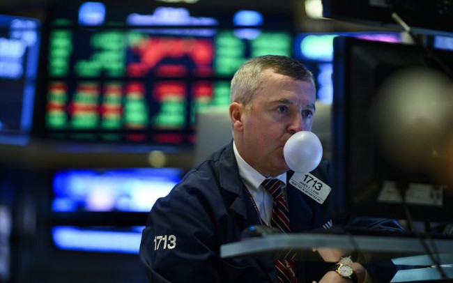 Phố Wall đón nhận nhiều tin tức tích cực, Dow Jones bật tăng hơn 100 điểm sau một phiên ảm đạm Phố Wall đón nhận nhiều tin tức tích cực, Dow Jones bật tăng hơn 100 điểm sau một phiên ảm đạm