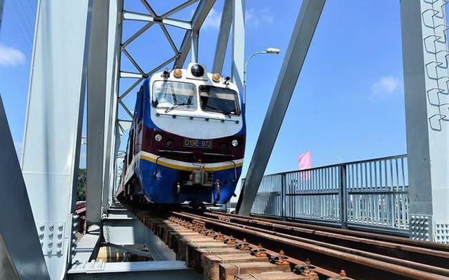 Thủ tướng chỉ đạo tập trung phát triển 4 dự án đường sắt quan trọng Thủ tướng chỉ đạo tập trung phát triển 4 dự án đường sắt quan trọng