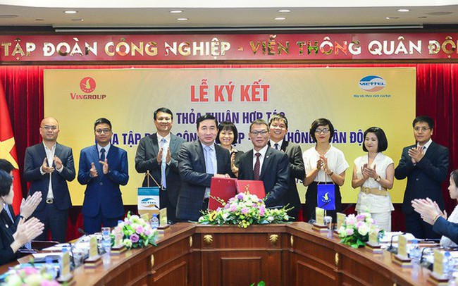 Hai tập đoàn lớn nhất Việt Nam Vingroup và Viettel bắt tay hợp tác Hai tập đoàn lớn nhất Việt Nam Vingroup và Viettel bắt tay hợp tác