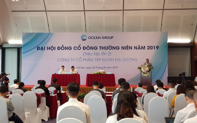 Ocean Group họp đại hội cổ đông từ 8h sáng đến 2h đêm chỉ để bầu HĐQT mới và giải đáp thắc mắc Ocean Group họp đại hội cổ đông từ 8h sáng đến 2h đêm chỉ để bầu HĐQT mới và giải đáp thắc mắc