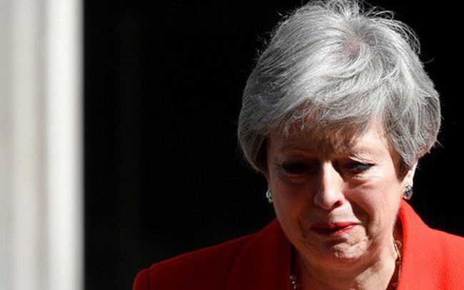 Thủ tướng Anh Theresa May nghẹn ngào từ chức Thủ tướng Anh Theresa May nghẹn ngào từ chức