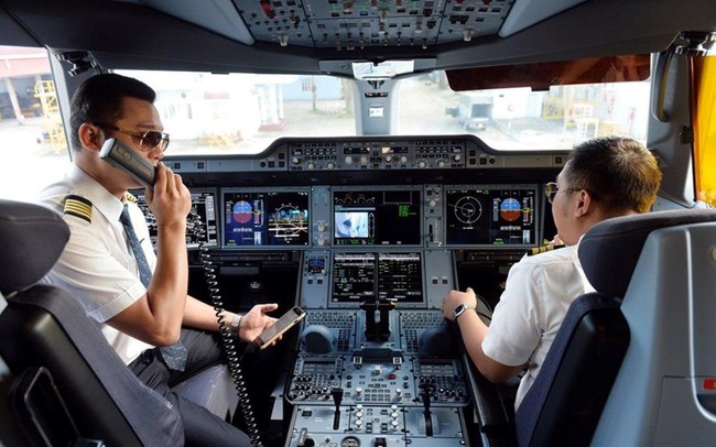 Tổng giám đốc Vietnam Airlines nói về đội ngũ phi công 'nhảy việc' Tổng giám đốc Vietnam Airlines nói về đội ngũ phi công 'nhảy việc'