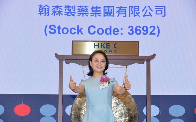 Bỏ nghề dạy học, giáo viên hoá trở thành nữ tỷ phú tự thân giàu nhất châu Á với khối tài sản 10,5 tỷ USD Bỏ nghề dạy học, giáo viên hoá trở thành nữ tỷ phú tự thân giàu nhất châu Á với khối tài sản 10,5 tỷ USD