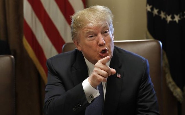 Giá dầu tăng hơn 6% sau khi ông Trump tuyên bố Iran đã phạm phải "một sai lầm rất lớn" Giá dầu tăng hơn 6% sau khi ông Trump tuyên bố Iran đã phạm phải "một sai lầm rất lớn"