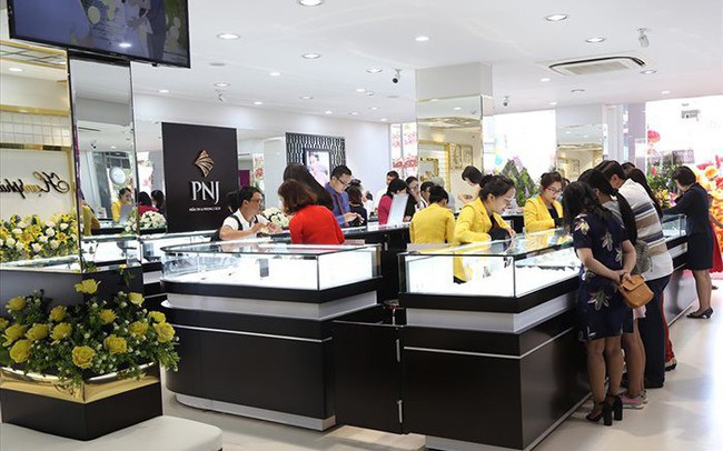 Giá vàng tăng sốc, đồng loạt vượt 39 triệu đồng/lượng Giá vàng tăng sốc, đồng loạt vượt 39 triệu đồng/lượng