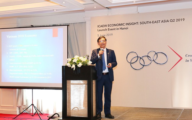 PGS.TS Đặng Văn Thanh: Nghịch lý kinh tế Việt Nam - tăng trưởng nhanh nhưng vẫn có nguy cơ tụt hậu càng xa PGS.TS Đặng Văn Thanh: Nghịch lý kinh tế Việt Nam - tăng trưởng nhanh nhưng vẫn có nguy cơ tụt hậu càng xa