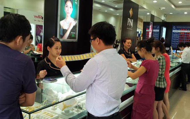 Vàng SJC đồng loạt vọt lên gần 37,5 triệu đồng/lượng Vàng SJC đồng loạt vọt lên gần 37,5 triệu đồng/lượng