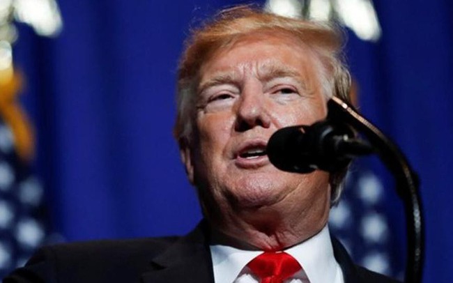 Ông Trump tuyên bố chiến thắng trade war nhưng Thượng nghị sĩ Mỹ gọi việc hủy bỏ cấm vận Huawei là "sai lầm thảm họa" Ông Trump tuyên bố chiến thắng trade war nhưng Thượng nghị sĩ Mỹ gọi việc hủy bỏ cấm vận Huawei là "sai lầm thảm họa"