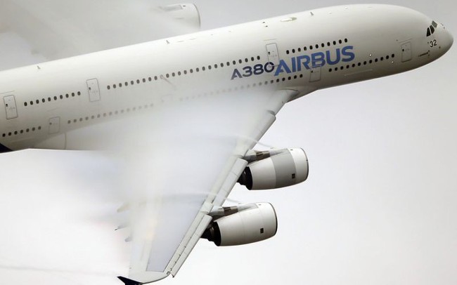 Siêu phản lực A380 bị nứt cánh, nhiều ông lớn hàng không thế giới bị ảnh hưởng Siêu phản lực A380 bị nứt cánh, nhiều ông lớn hàng không thế giới bị ảnh hưởng