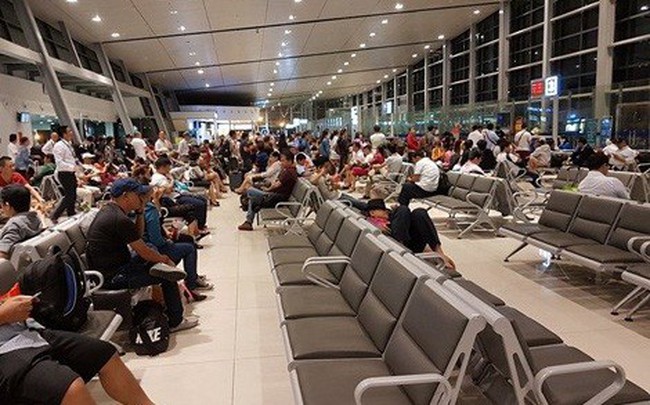 HÃ ng khÃ´ng cháº­m, há»§y chuyáº¿n: Chuyá»n khÃ´ng cá»§a riÃªng ai