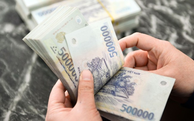 Tại sao có nghịch lý: Lương tăng nhưng người lao động phập phồng bất an? Tại sao có nghịch lý: Lương tăng nhưng người lao động phập phồng bất an?