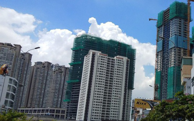 HQC lao dá»c, Chá»§ tá»ch Äá»a á»c HoÃ ng QuÃ¢n báº¯t ÄÃ¡y, ÄÄng kÃ½ mua 10 triá»u cá» phiáº¿u