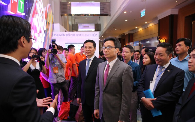 Chá»§ tá»ch HÄQT Äáº¡i há»c FPT: Cha Ã´ng cáº§m AK, con chÃ¡u pháº£i cáº§m AI thÃ¬ quá»c gia má»i cÃ³ thá» hÃ¹ng cÆ°á»ng!
