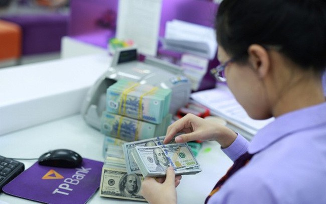 Tá»· giÃ¡ liÃªn tá»¥c tÄng, vÆ°á»£t 23.300 Äá»ng