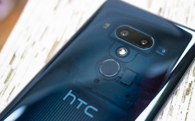 HTC: Từ tượng đài đến vực sâu HTC: Từ tượng đài đến vực sâu