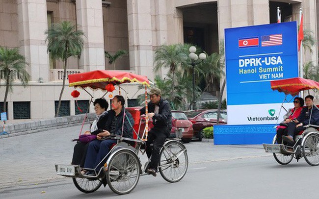 Việt Nam lập kỷ lục về đón khách quốc tế trong một tháng Việt Nam lập kỷ lục về đón khách quốc tế trong một tháng