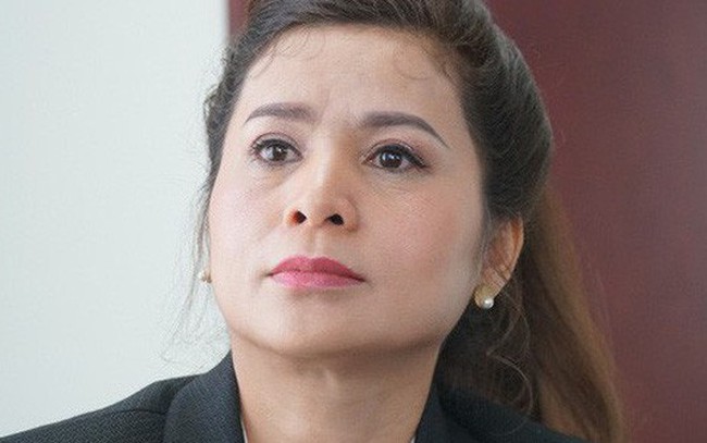 Bà Lê Hoàng Diệp Thảo nói về việc ông Vũ “tố” vợ đẩy vào viện tâm thần: Anh ấy đang bị bệnh nên nói không chính xác Bà Lê Hoàng Diệp Thảo nói về việc ông Vũ “tố” vợ đẩy vào viện tâm thần: Anh ấy đang bị bệnh nên nói không chính xác