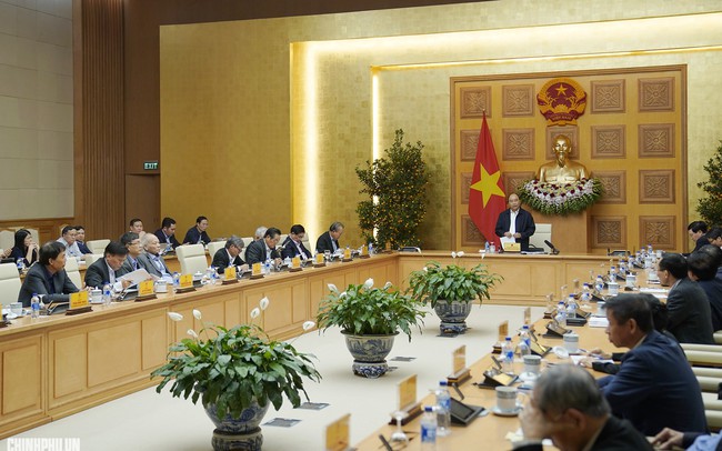 Thủ tướng nghe 'hiến kế' về chiến lược 10 năm