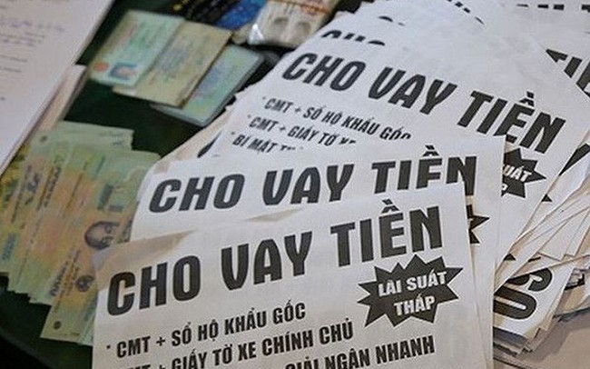 Người vay tiền cần tìm hiểu lãi suất để tránh 'cạm bẫy' tín dụng đen Người vay tiền cần tìm hiểu lãi suất để tránh 'cạm bẫy' tín dụng đen