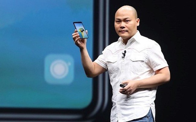 “Cha đẻ” BPhone: “Sản xuất smartphone là sứ mệnh chứ không chỉ vì tiền” “Cha đẻ” BPhone: “Sản xuất smartphone là sứ mệnh chứ không chỉ vì tiền”