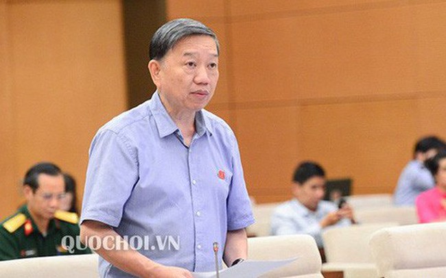 Chuẩn bị chất vấn tại Quốc hội: Dự kiến 5 bộ trưởng vào "ghế nóng" Chuẩn bị chất vấn tại Quốc hội: Dự kiến 5 bộ trưởng vào "ghế nóng"