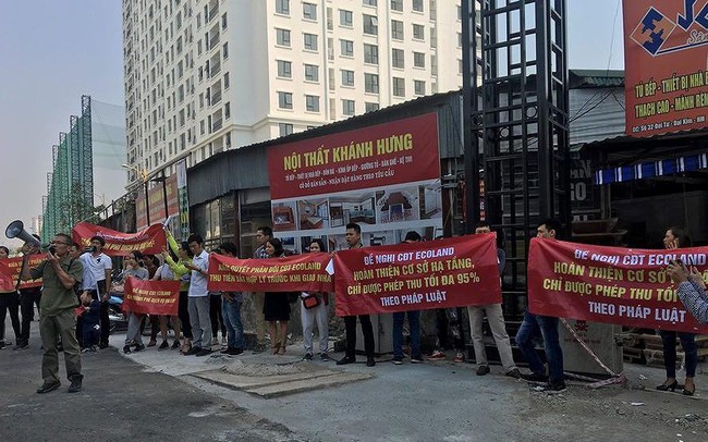 Hà Nội: Chủ dự án EcoLake View 'chống lệnh' phường, không đối thoại với dân? Hà Nội: Chủ dự án EcoLake View 'chống lệnh' phường, không đối thoại với dân?