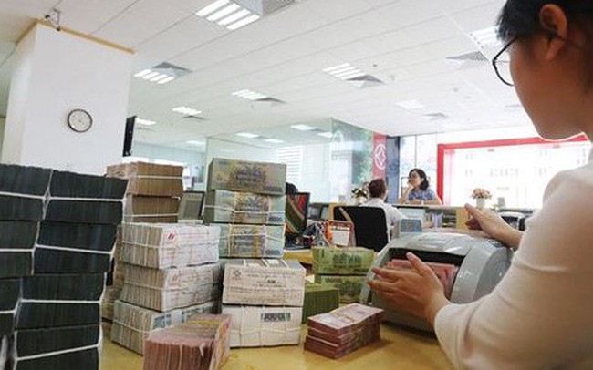 Giảm lãi suất điều hành: Ngân hàng nào hưởng lợi?