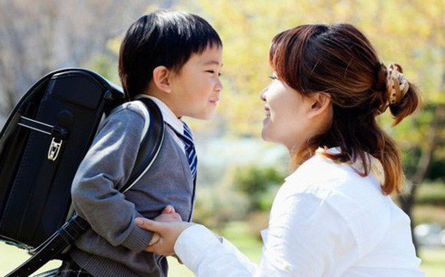 Nhà giáo dục người Mỹ chỉ ra 9 bước nói chuyện với con có thể thay đổi cả cuộc đời đứa trẻ