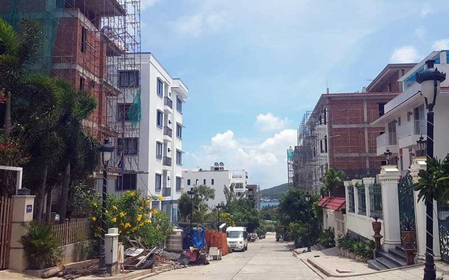 Nha Trang: Phá dỡ hàng loạt biệt thự trái phép