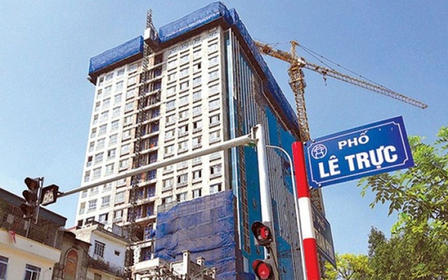 Cận Tết, khách hàng lại vây cao ốc sai phép 8B Lê Trực 'đòi nhà'