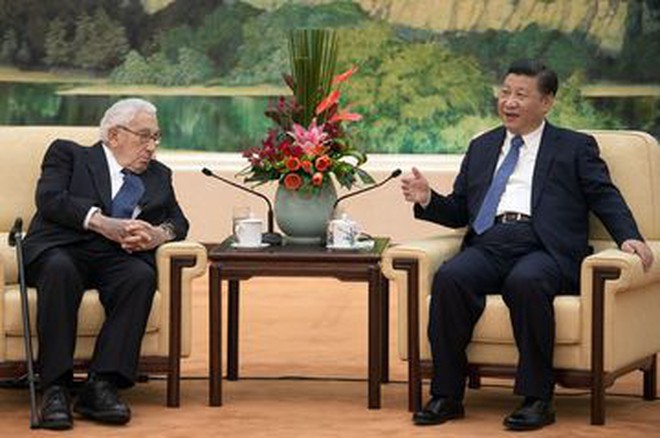 Không hiểu nổi Donald Trump, Trung Quốc viện tới "người bạn cũ" Henry Kissinger