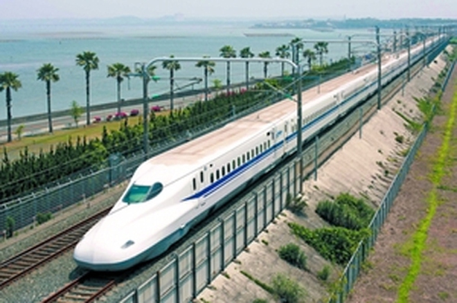 Ưu tiên đầu tư đường sắt cao tốc đoạn TP.HCM-Nha Trang