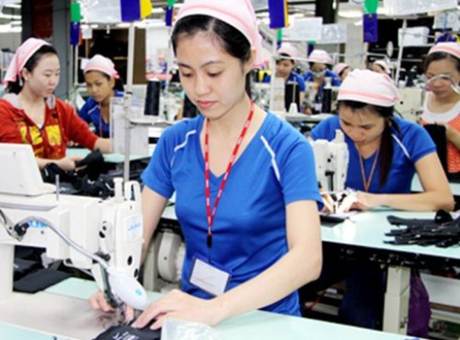 Lương tối thiểu Việt Nam tăng nhanh nhất khu vực, vì sao người lao động vẫn than nghèo, kể khổ?