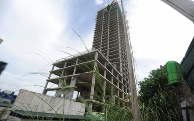 Tháp 2.000 tỷ Vicem Tower "chết khô" cạnh tòa nhà cao nhất Việt Nam