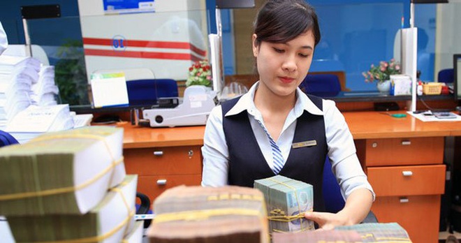 Ngân hàng thưởng Tết trăm triệu: Luật ngầm trả thưởng