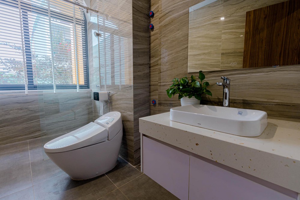 Ngôi nhà phố 110m2 của vợ chồng 9x: Tổng chi phí 2,8 tỷ đồng, xây dựng trong 299 ngày, thành quả cực mỹ mãn - Ảnh 14. Ngôi nhà phố 110m2 của vợ chồng 9x: Tổng chi phí 2,8 tỷ đồng, xây dựng trong 299 ngày, thành quả cực mỹ mãn - Ảnh 14.