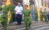 Vụ Phạm Công Danh: Cha con ông Trần Quý Thanh, vợ ông Danh, bà Hứa Thị Phấn cũng kháng cáo