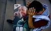 Hoa, nến và nước mắt tiễn biệt nhà lãnh đạo Fidel Castro