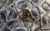 Lỡ tay vứt ổ cứng chứa hơn 7.000 bitcoin, một kỹ sư người Anh quyết xới tung bãi rác để tìm lại