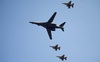 [Video] Mỹ điều “siêu” máy bay ném bom tới bán đảo Triều Tiên