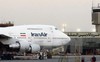 Iran khẩn cấp điều máy bay chở hàng hóa, thực phẩm tới Qatar