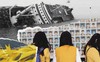 4 năm trôi qua, những câu chuyện buồn từ thảm kịch chìm phà Sewol khiến người dân Hàn Quốc nghẹn ngào nước mắt