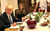 Ngân hàng Trung Quốc bán vé ăn tối cùng Trump giá 150.000 USD
