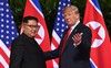 Giải mã ngôn ngữ cơ thể của Tổng thống Trump khi lần đầu gặp ông Kim Jong Un