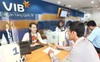 Chưa hết nửa năm, VIB báo lãi trước thuế tăng 230%, Vietcombank lợi nhuận trên 7.700 tỷ