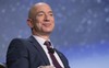 Tài sản đạt 150 tỷ USD, Jeff Bezos vừa trở thành người giàu nhất trong lịch sử thế giới hiện đại